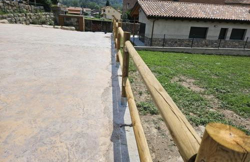 CAL FUSTER - Photo 2