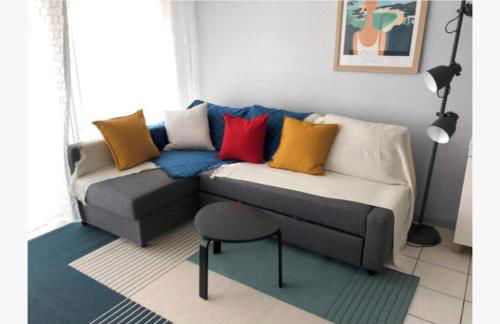 Studio au calme avec piscine, face golf, parking gratuit, tout à pied à 10mn centre ville - Foto 8