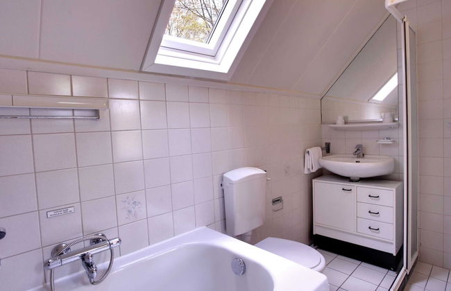 Cozy Holiday Home with Bubble Bath near Zwolle - Foto 8