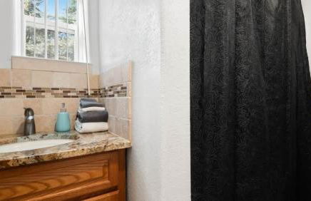 1880s Victorian Remodel - 1 2 block from downtown - Foto 7