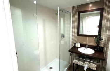 Piso de lujo totalmente equipado a estrenar para 6 - Foto 13