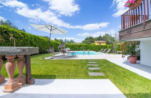 Villa Asmara Piscina AC WI-FI Park - Foto 7