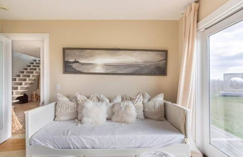 Surfside Villa by Rove Travel - Oceanfront Home with Hot Tub - Foto 29