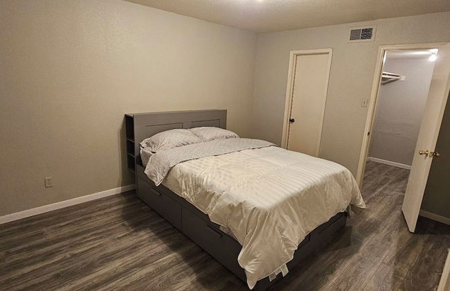 9700 Leawood Blvd - Foto 1