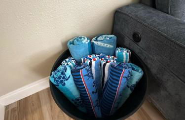 Heated Pool, Sleeps 8, 4bedroom - Foto 9