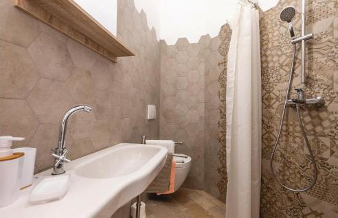 Amazing Home In Vodnjan With Sauna - Foto 62