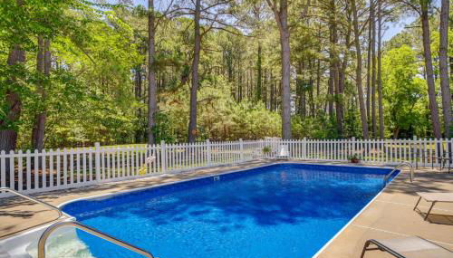 Waterfront Cambridge Home Pool and Dock! - Foto 2