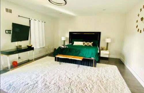 Contemporary Luxury 3 Bdr Apt for 6 with Free Parking - Foto 8