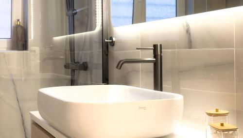 Maya's Apt near Athens center - Foto 3, Shower