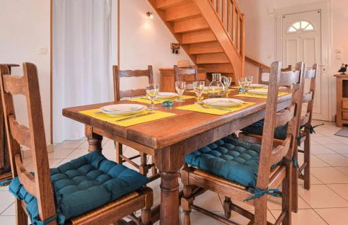 Beautiful Home In Créances With Wifi - Foto 5