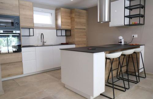 Air-conditioned villa heated pool Alpilles, sleeps 8 LS1-456 - Foto 16