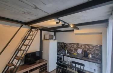 Loft complete, new and private - Photo 7