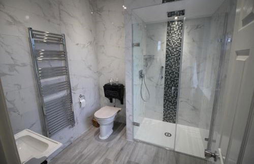 Dower House Hotel - Photo 9