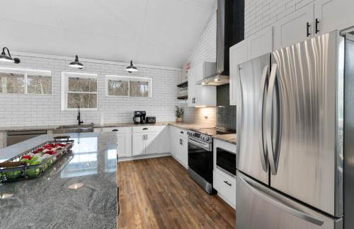 Brand New 4000 SF Vacation Home on 53 acres! - Foto 37