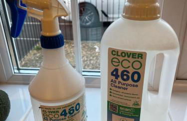 Stunning Large Detached Gloucester, 4 beds, 3 bedroom, 2 bathroom property, Nr Chelt, The Docks and Quays sleeps 6 - Photo 50