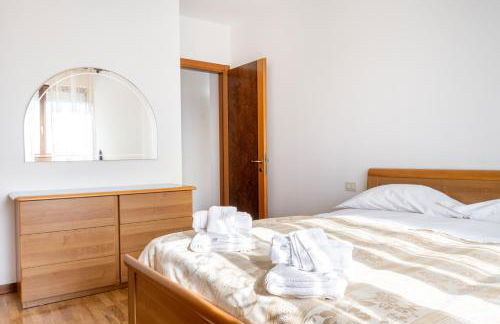 GuestHost - Bright Apartment with Terrace x6 - Foto 12