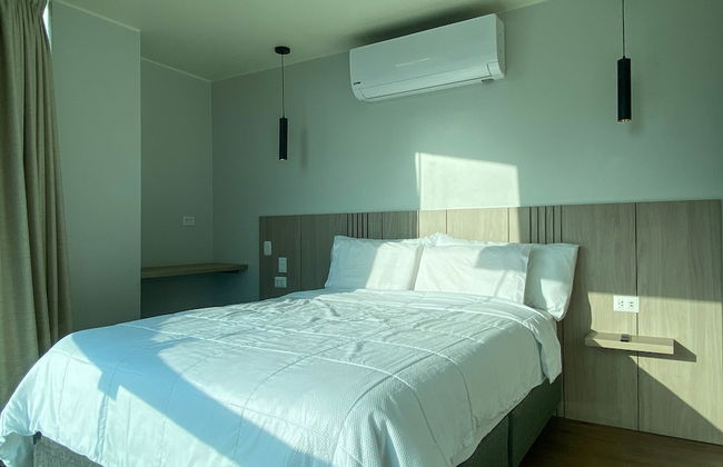 w Cozy 2BR w AC Near Kennedy Park - Photo 9