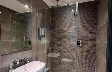 Luxury Durham Home in DH1, Free Parking, No Fees - Foto 27