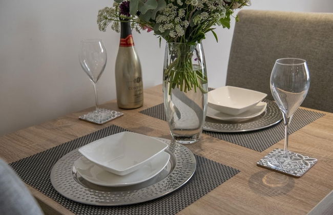 Chocolets - The Kitkat Suite - Photo 33