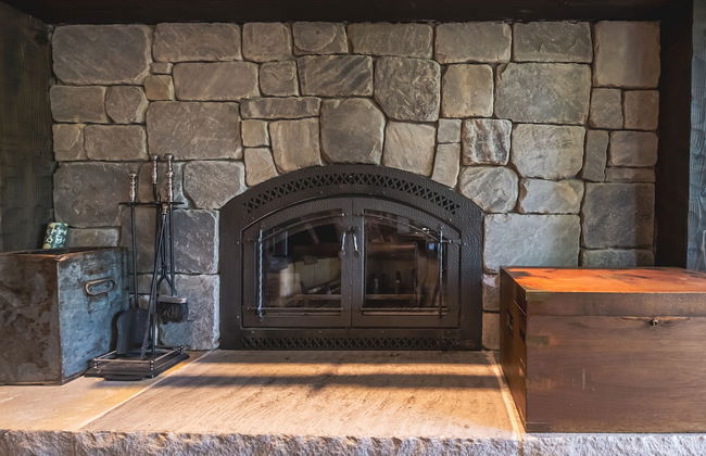 Chateau Fortine Retreat for 6! - Photo 38