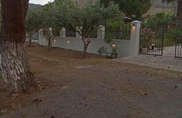 Elea Guesthouse - Photo 77