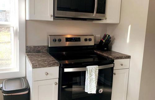 3311 Evanston Large Renovated 4 BDR Close to DTWN Laundry - Foto 9