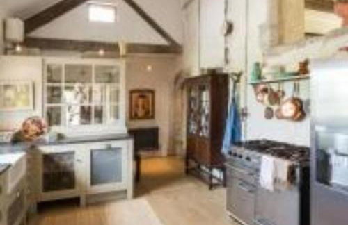 Tudor Romance- a historic manor house for holiday and corporate stays - Foto 25