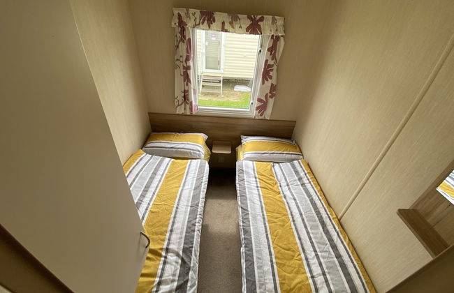 3 Bed 8 Berth Caravan in California Cliffs - D53 - Foto 7