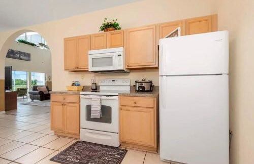 Grand Panoramic 5BR Pool Home near Disney Parks - Foto 3