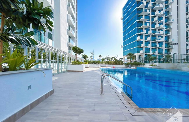 Cozy 1BR With Balcony & Views in Azizi Fawad - Foto 33