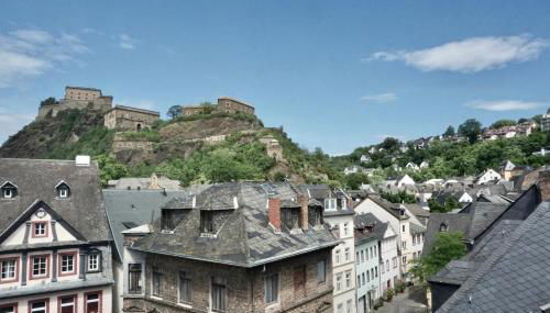 Stylisches Apartment für 2 Personen in historischem Fachwerkhaus 4 Etage mit Blick auf Stadt & Festung - Foto 4