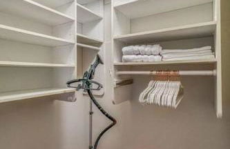 Private park in a cozy home next to I-90 huge yard - Foto 55