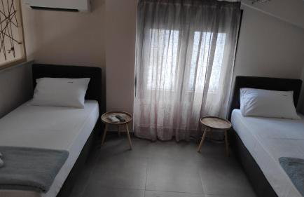 Amber Blue - Photo 18