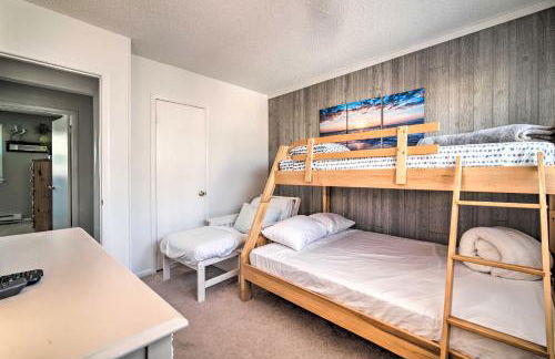 Coastal Brigantine Retreat - Walk to Beach! - Foto 8