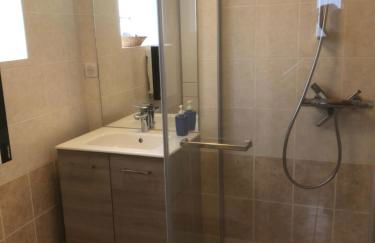 Maison avec grande terrasse à 100m de la plage - Photo 11