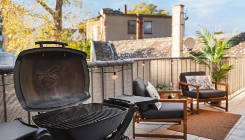 EDLER WOHNRAUM Schwanenteich-Suite mit Balkon, Kaffeevollautomat, Lift & Parkplatz - Foto 2, sunbed