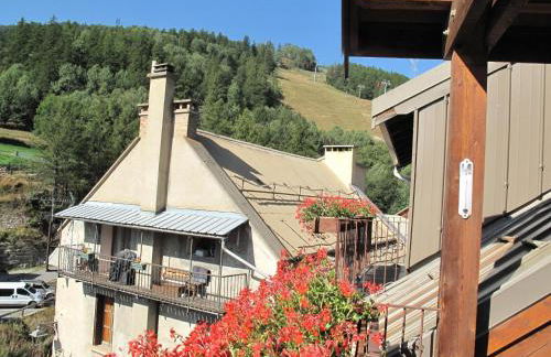 Chalet 11 pers, 5 ch, pied des pistes, balcon, parking, Wi-Fi, cheminée, Serre Chevalier - FR-1-762-27 - Foto 3