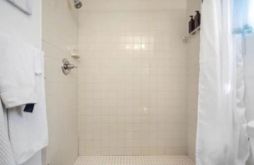 Spacious Stay, Family Comfort, Quiet Escape - Foto 16