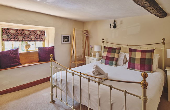 Coniston House - Photo 3