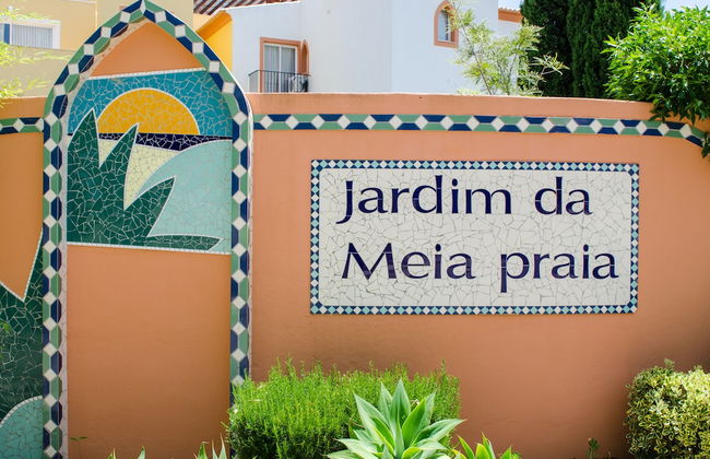 Jardim Da Meia Praia Hotel - Foto 1