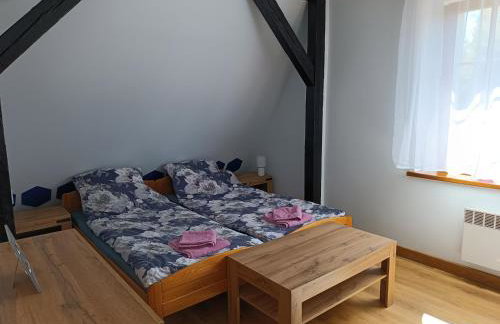 Strażnica Pod Lasem - Foto 11