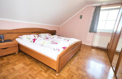 Ferienwohnungen am Ferienhof Schiegl - gerne auch Handwerker, Monteure - Foto 17