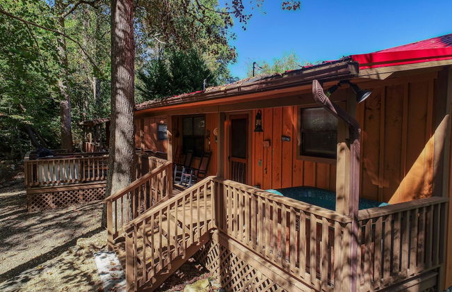 Wandering Creek - 2 Bedrooms, 1 Baths, Sleeps 6 Cabin by RedAwning - Foto 30