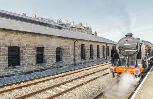 Mallard Engine Shed - Photo 2