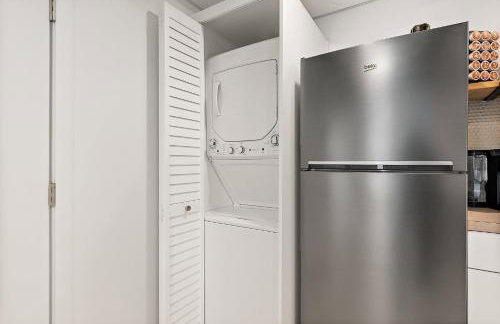 Water & Mountain View Apt - Walk to Waterfront - Foto 19