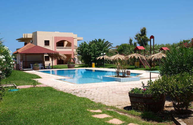 Villa Rita Apartments - Photo 12