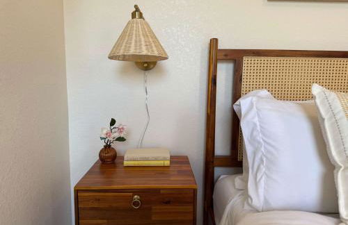 The Orange Blossom Suite Near UF Shands D-town - Photo 53