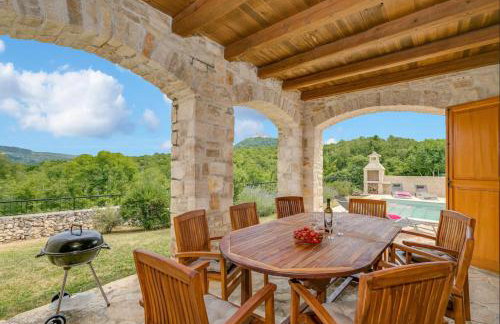 Beautiful villa in outstanding location, 10X5m pool, Wifi, stunning views - Foto 14