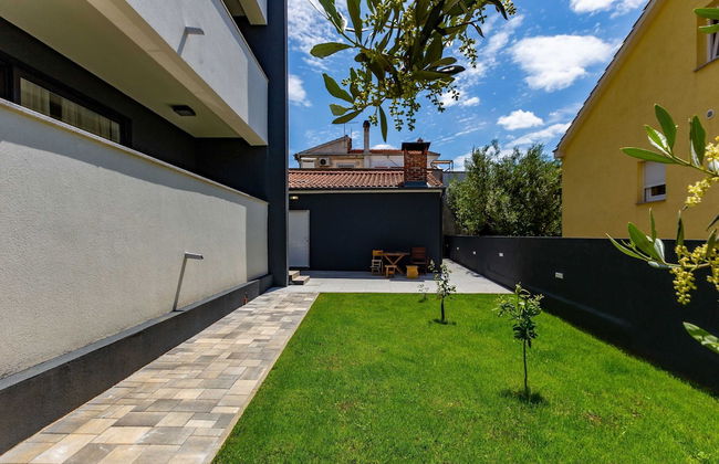 Exquisite Prestige Luxury Apartments With Shared Pool - Photo 45