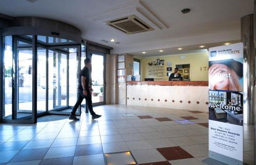 Long Stay Comfort Apartment With Backyard Rome Area Residence - Photo 1